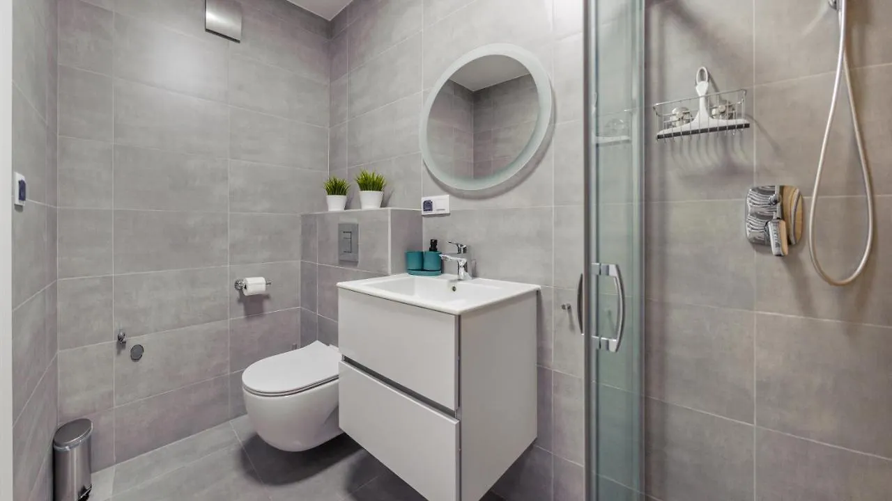 Apartment Apartament Flowers Z Parkingiem Perlowa Przystan - Holiday City Kolobrzeg